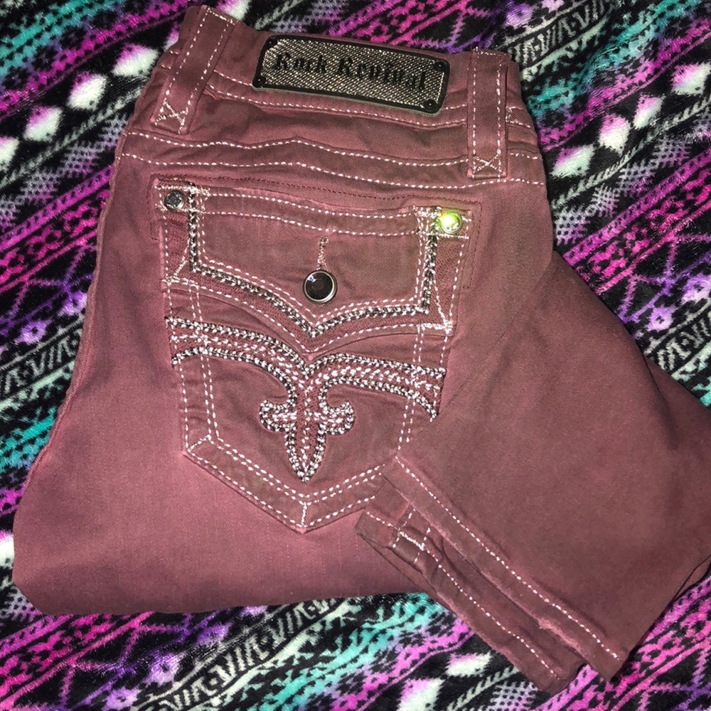 Beautiful rock revival skinny jean! Size 29